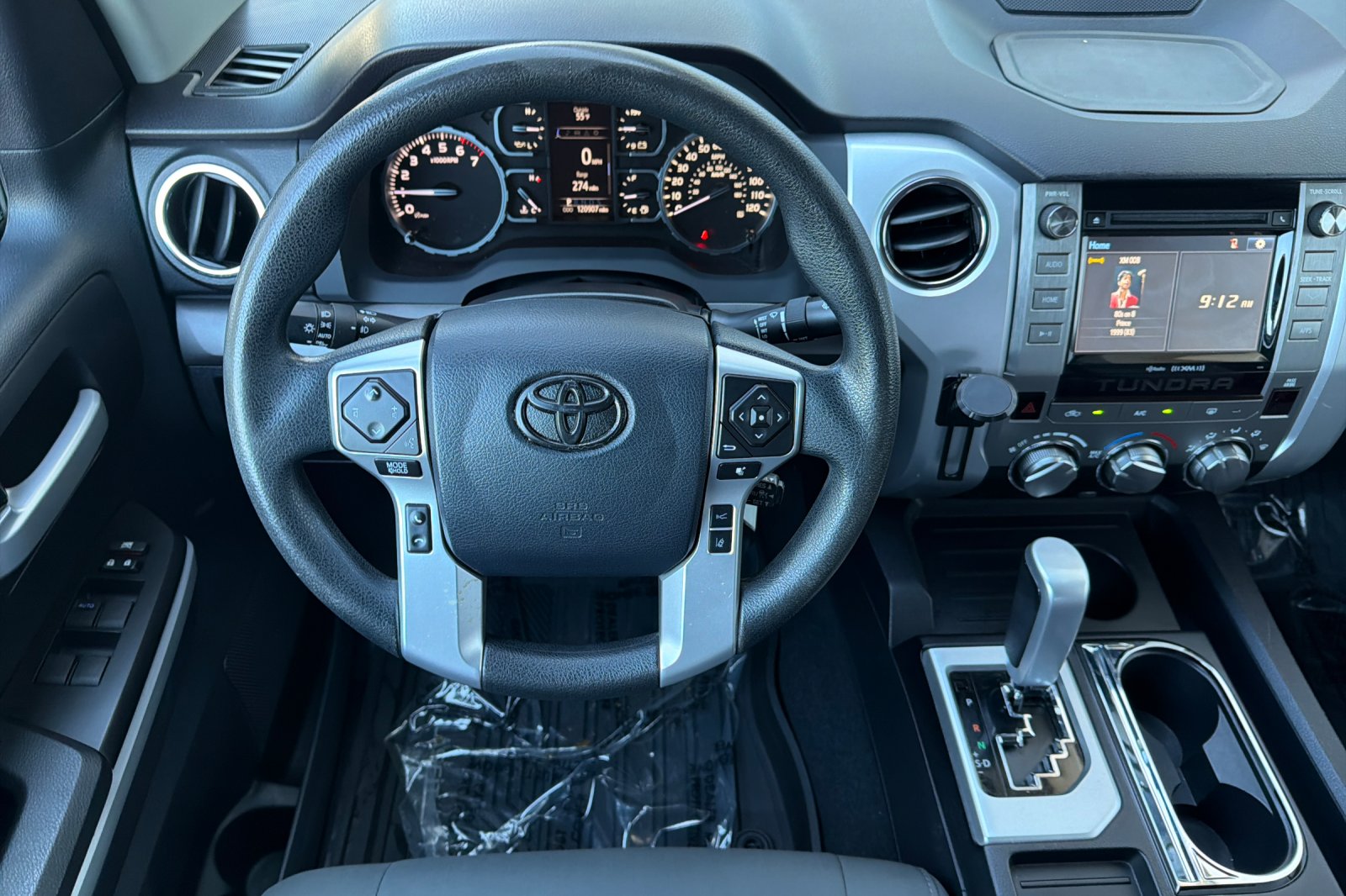2018 Toyota Tundra SR5 - Photo 11