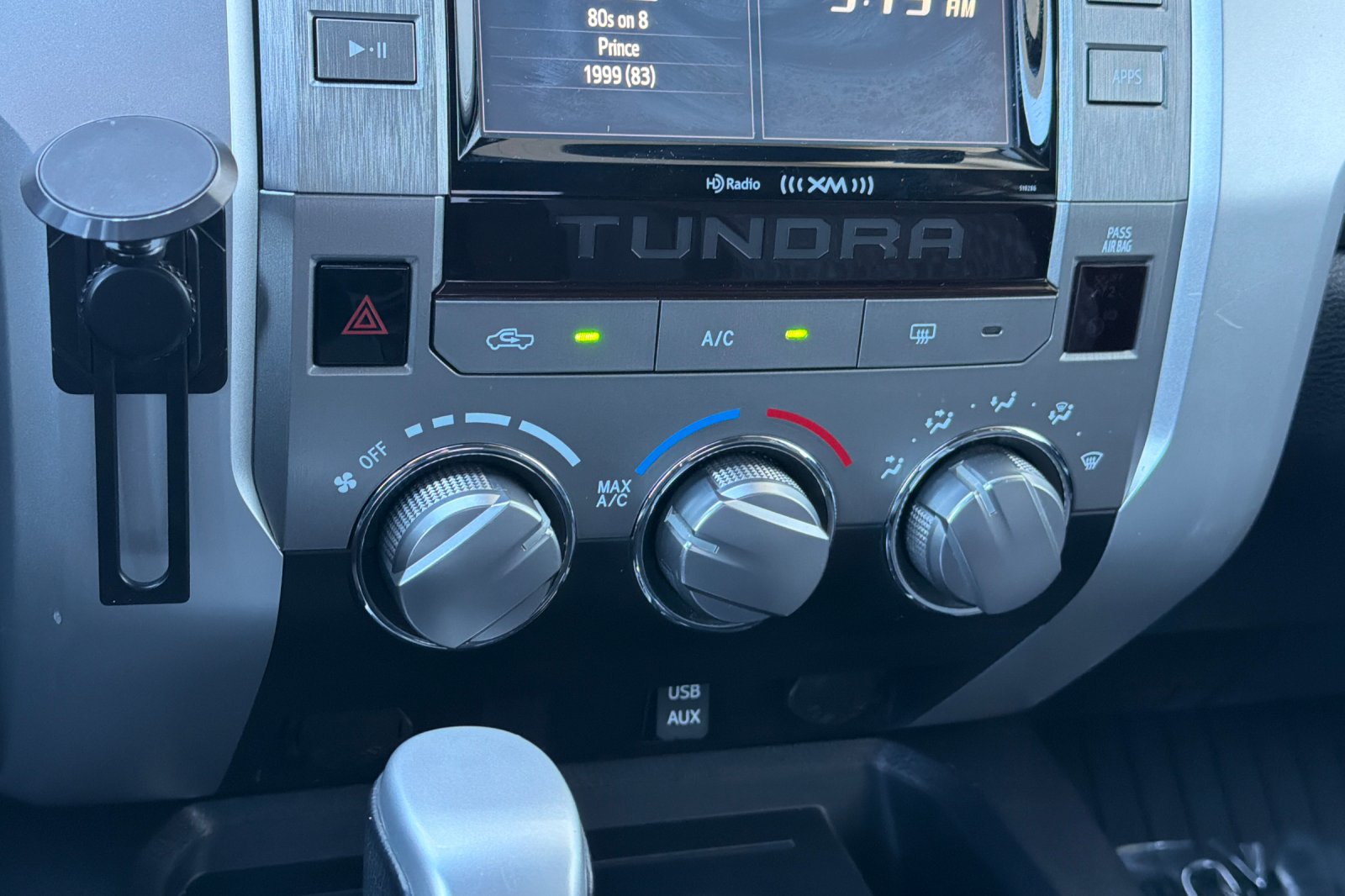 2018 Toyota Tundra SR5 - Photo 16