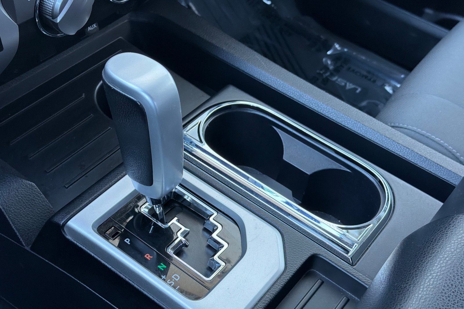 2018 Toyota Tundra SR5 - Photo 17