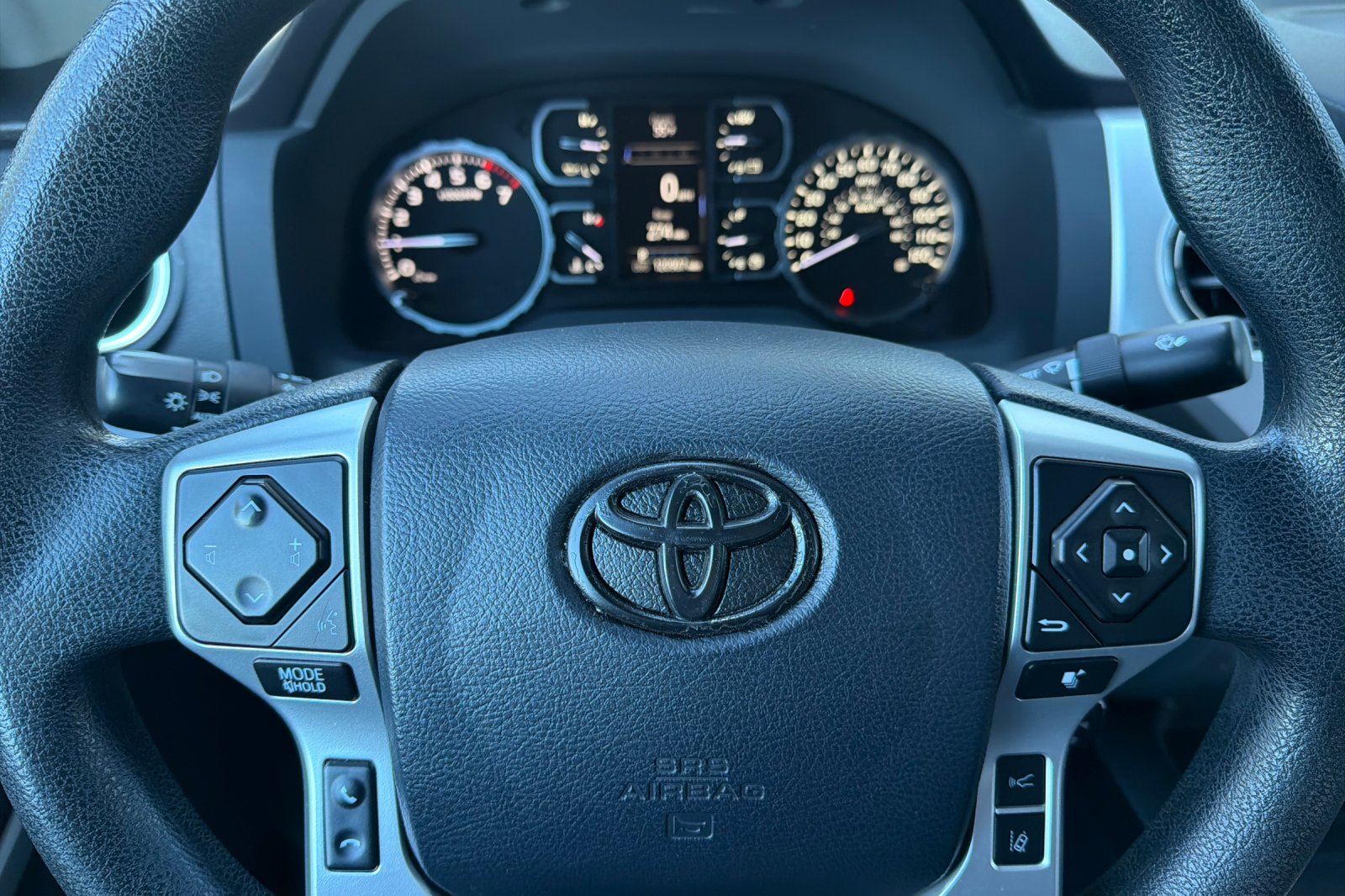 2018 Toyota Tundra SR5 - Photo 18