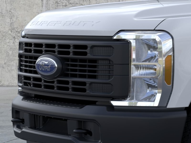 New 2026 Oxford White Ford F-350® XL image 18