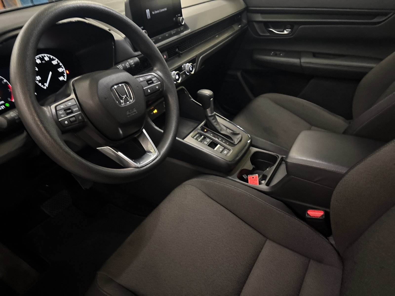 Used 2025 Meteorite Gray Metallic Honda LX image 11