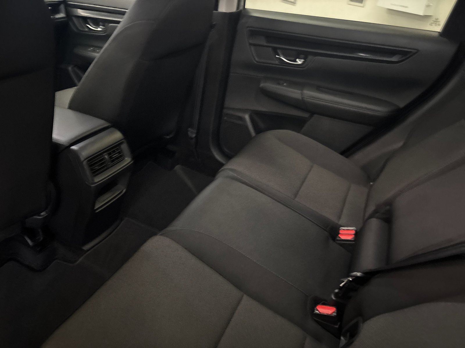 Used 2025 Meteorite Gray Metallic Honda LX image 13