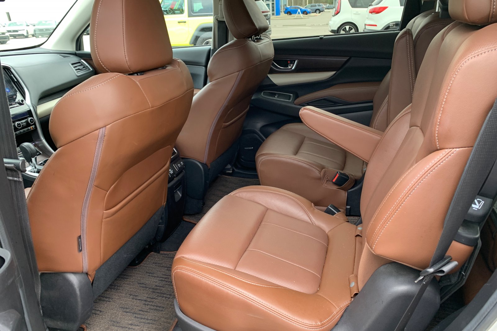 Used 2022 White Subaru Touring image 14