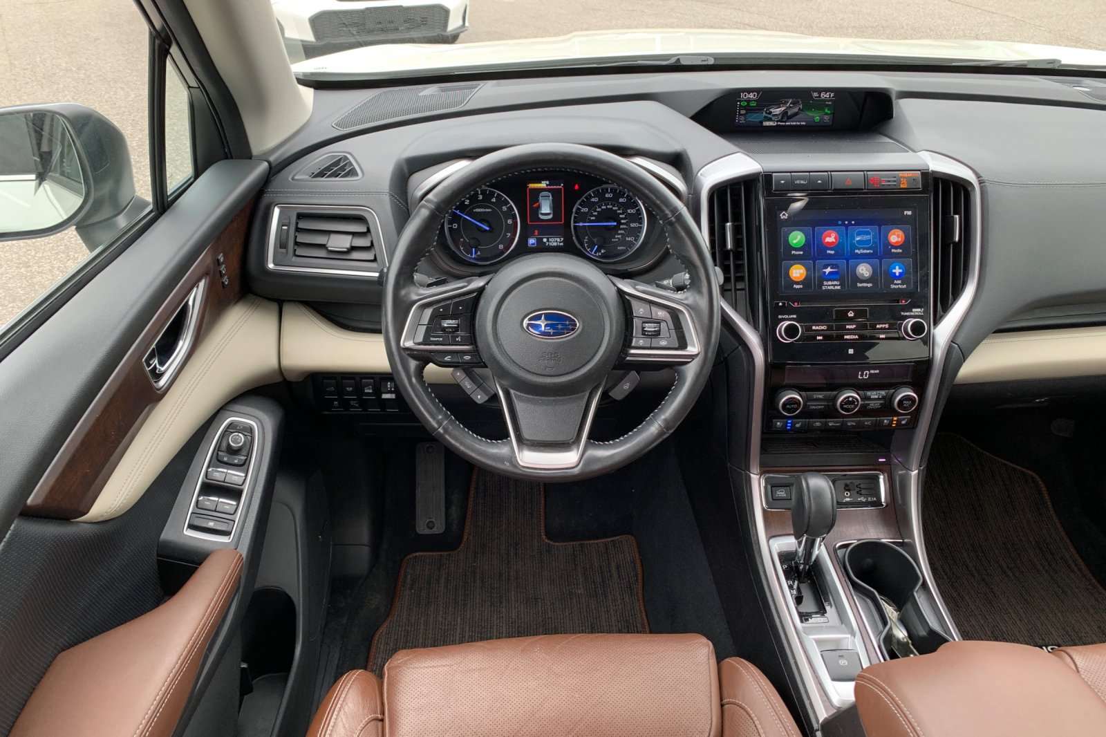Used 2022 White Subaru Touring image 17