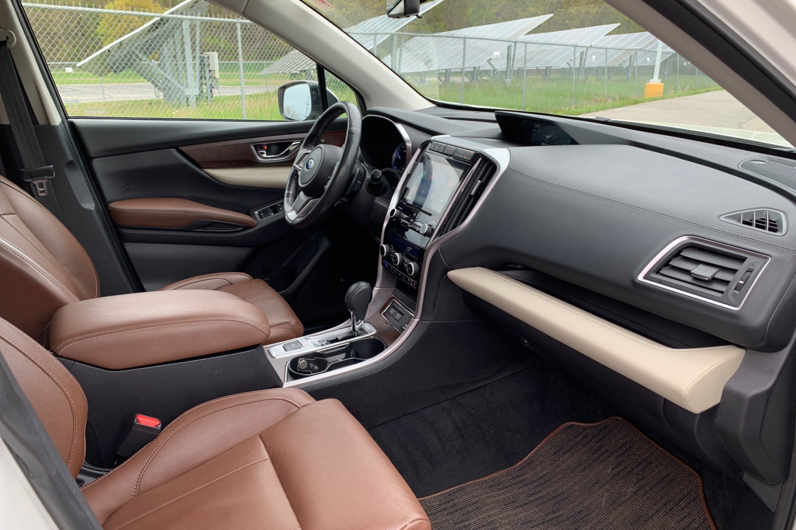 Used 2022 White Subaru Touring image 20
