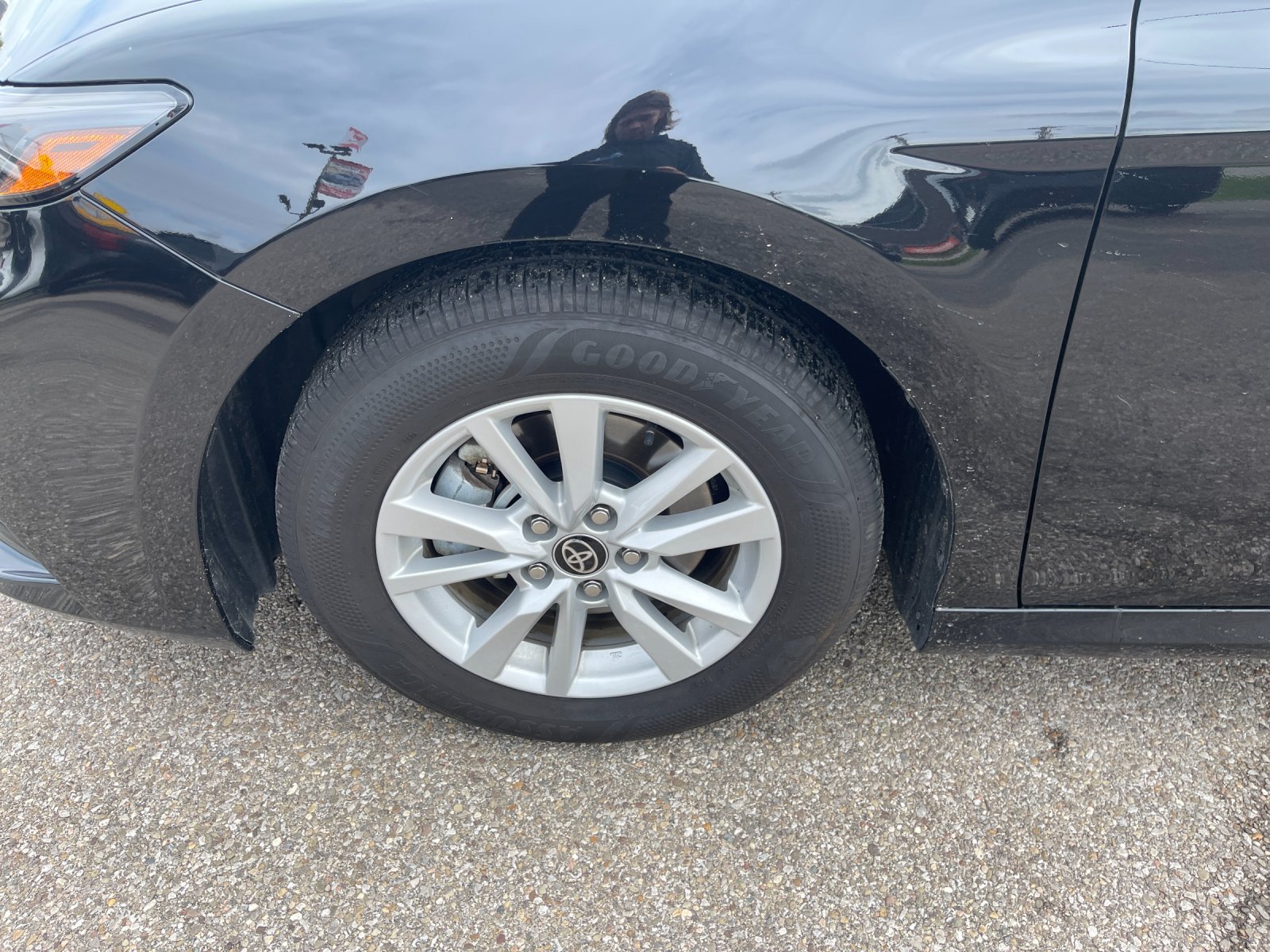 Used 2026 Midnight Black Metallic Toyota LE image 31
