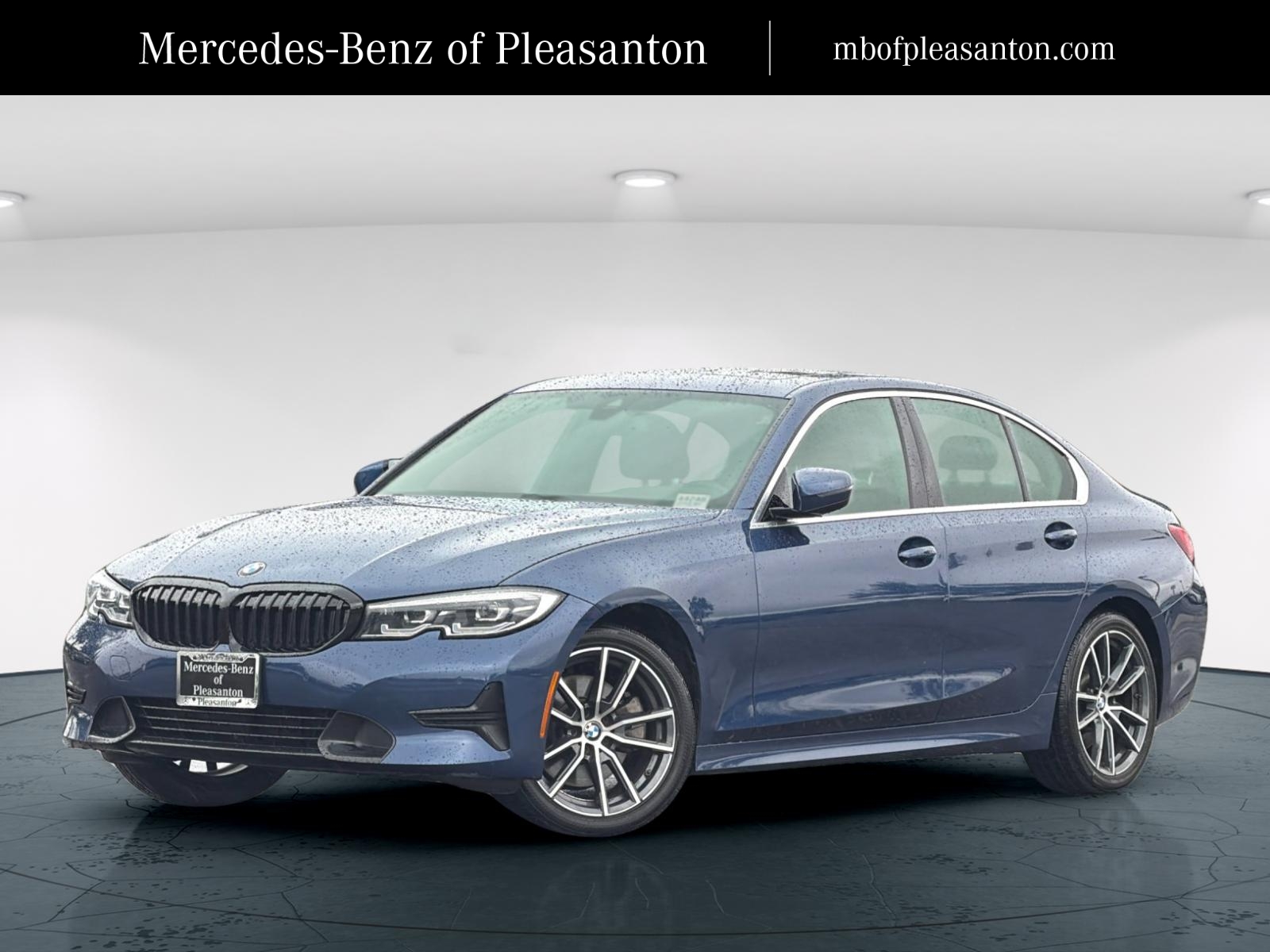 2021 BMW 3 Series 330i Sedan's photo