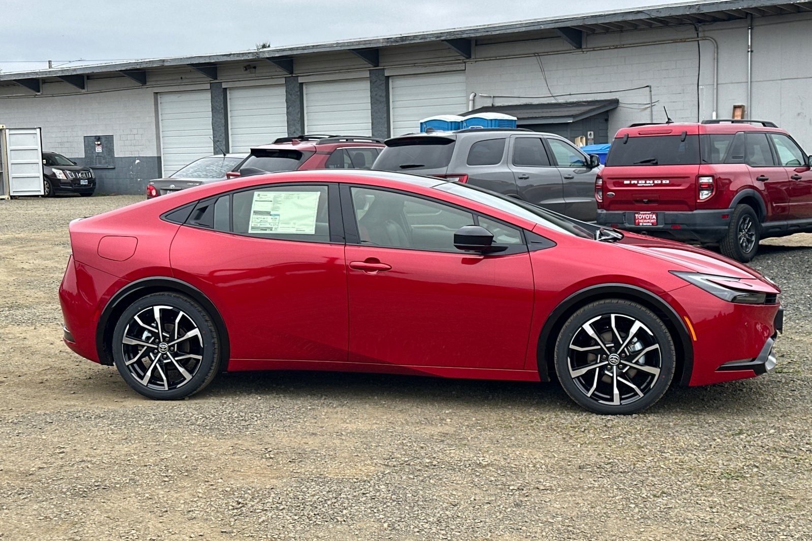 2026 Toyota Prius Plug-in Hybrid XSE - Photo 3