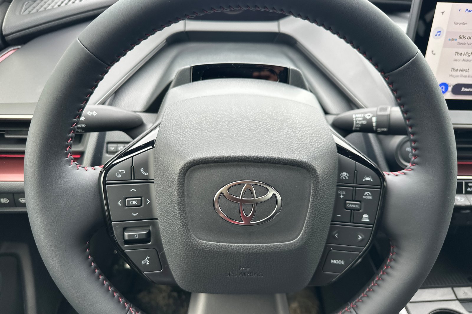 2026 Toyota Prius Plug-in Hybrid XSE - Photo 20