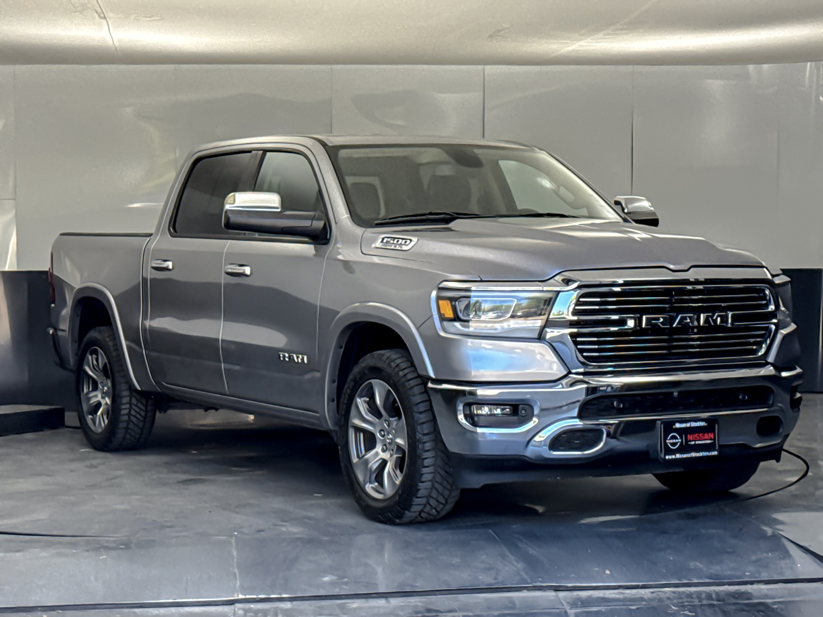 2019 RAM 1500 Laramie 4x4 Crew Cab 5'7's photo