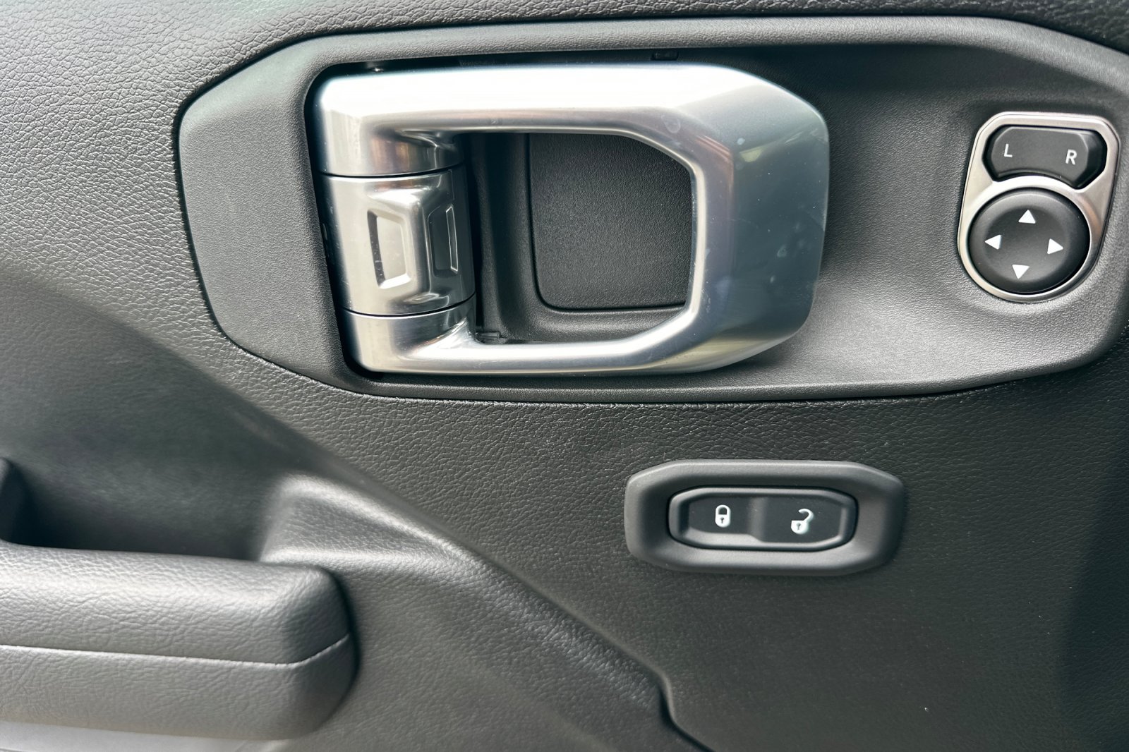 New 2026 41 Exterior Paint Jeep Sport S image 10