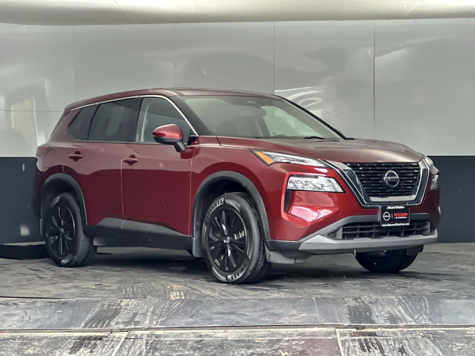 2021 Nissan Rogue SV FWD's photo