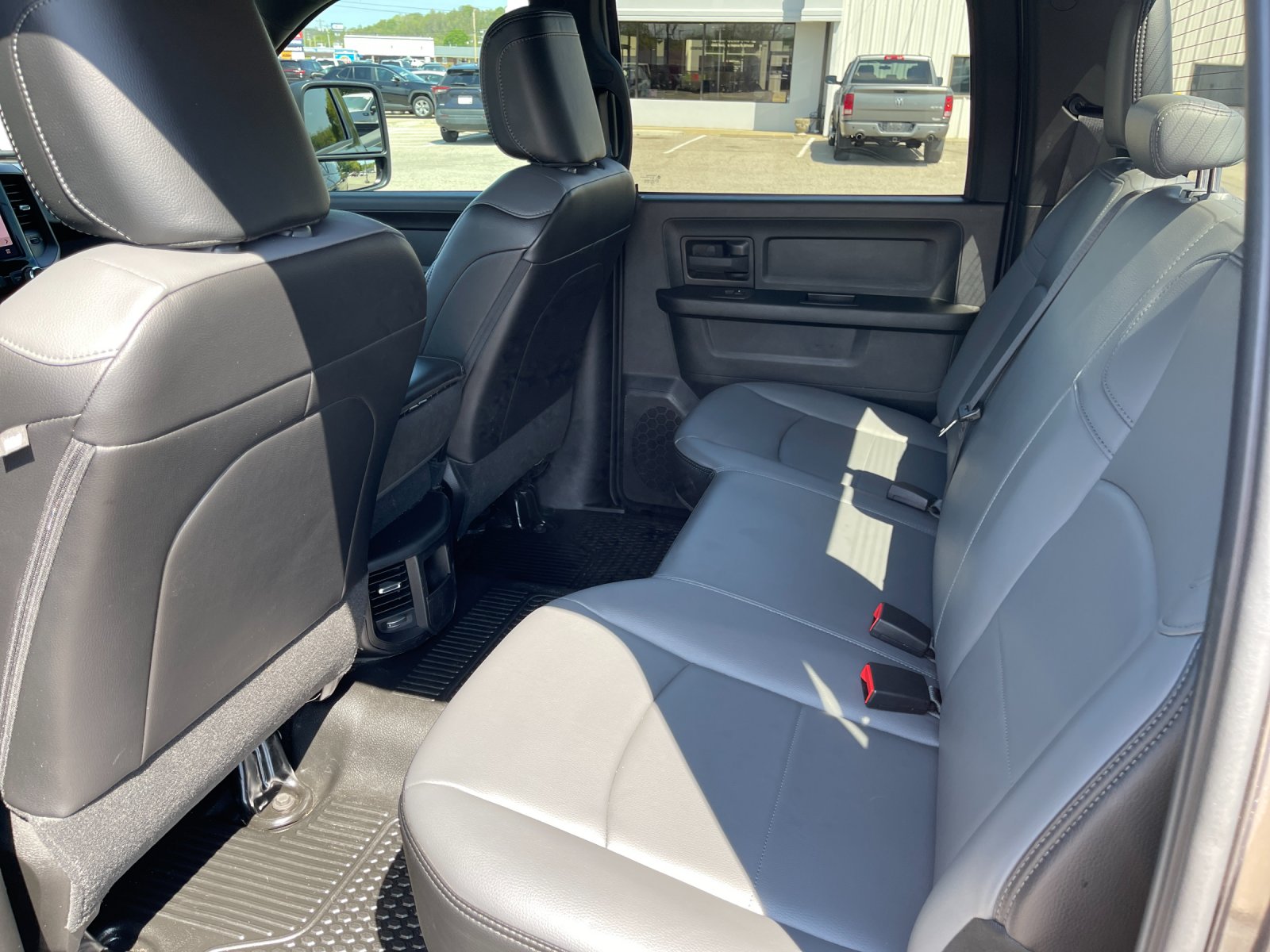 2025 RAM Ram 2500 Pickup Tradesman - Photo 13