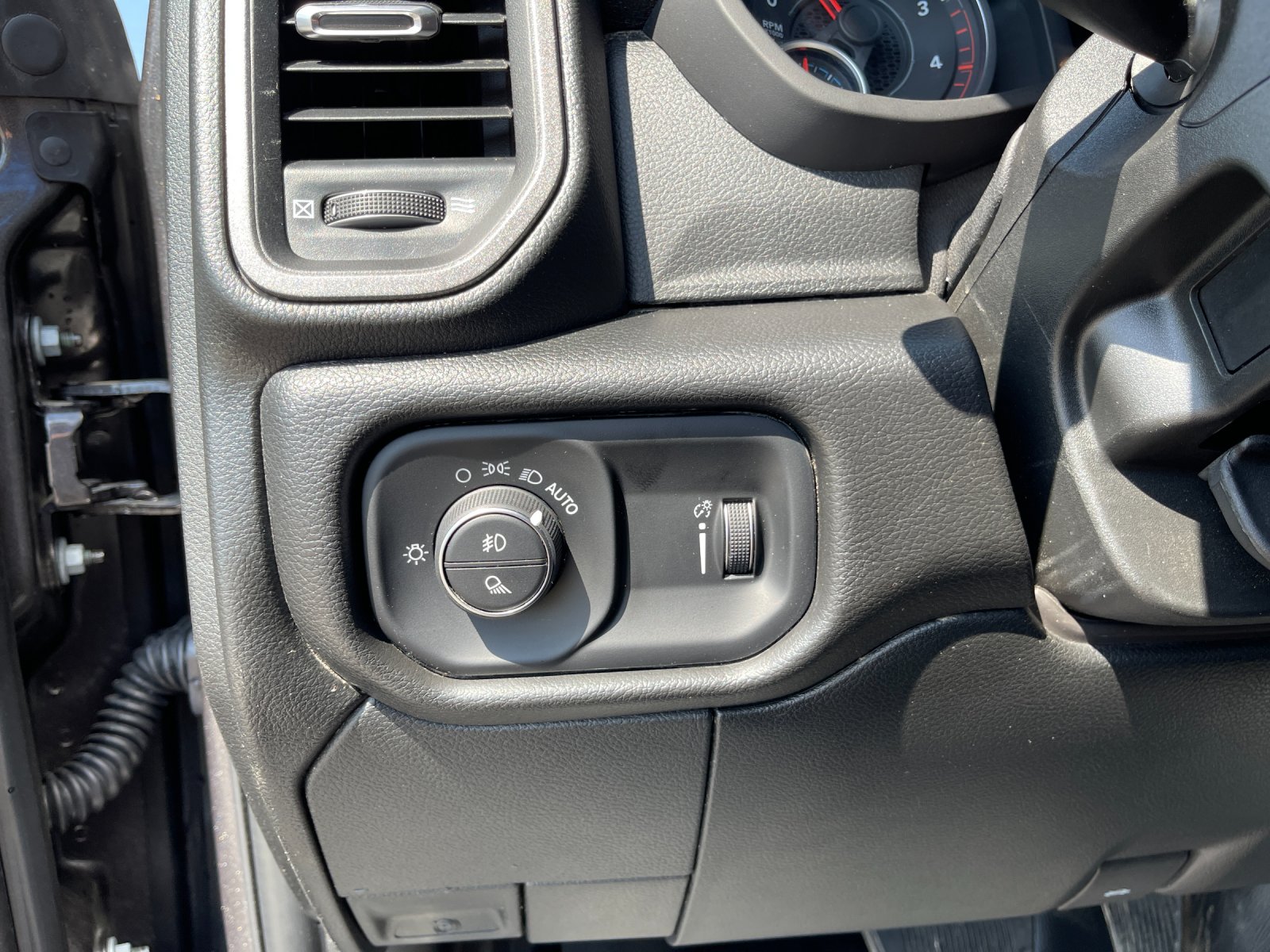 2025 RAM Ram 2500 Pickup Tradesman - Photo 29