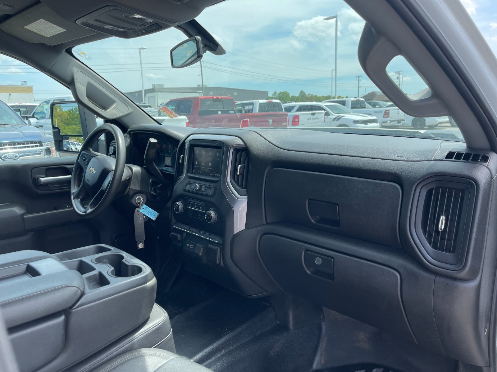 Used 2022 White Chevrolet Work Truck image 17