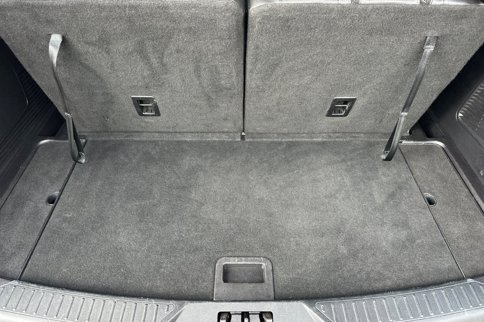 Used 2020 Gray Ford XLT image 15