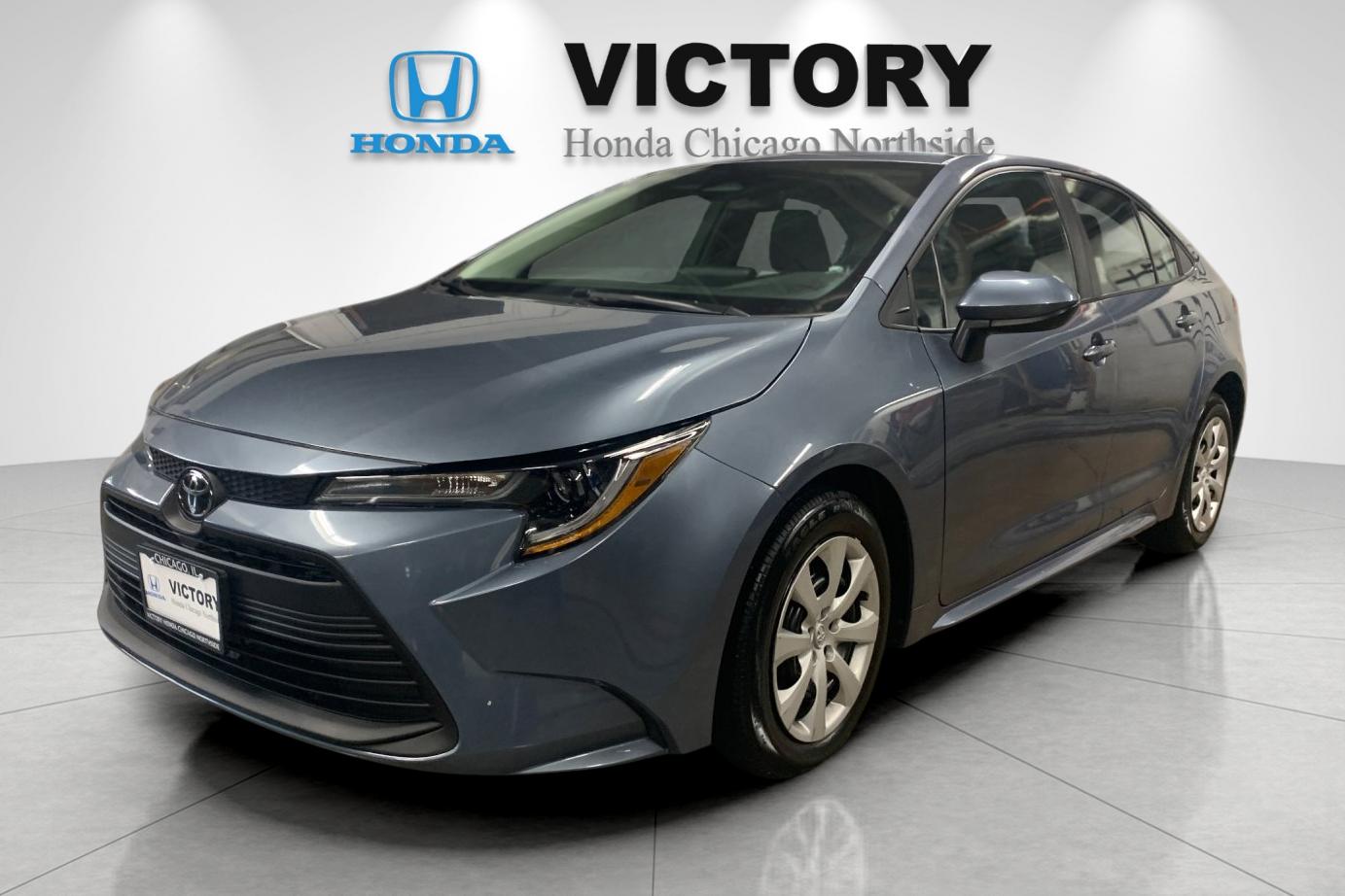 Used 2024  Toyota LE image 7