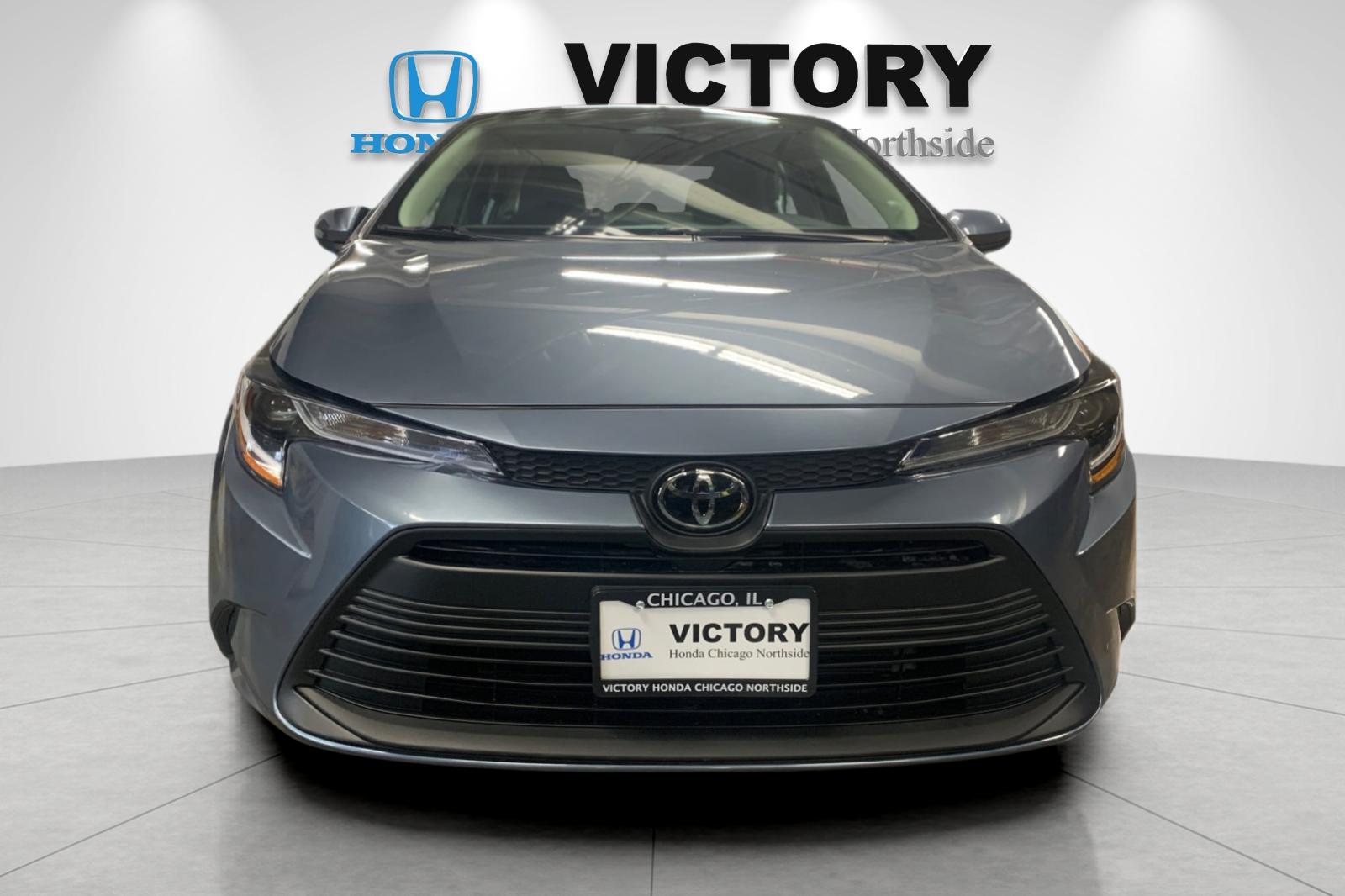 Used 2024  Toyota LE image 8