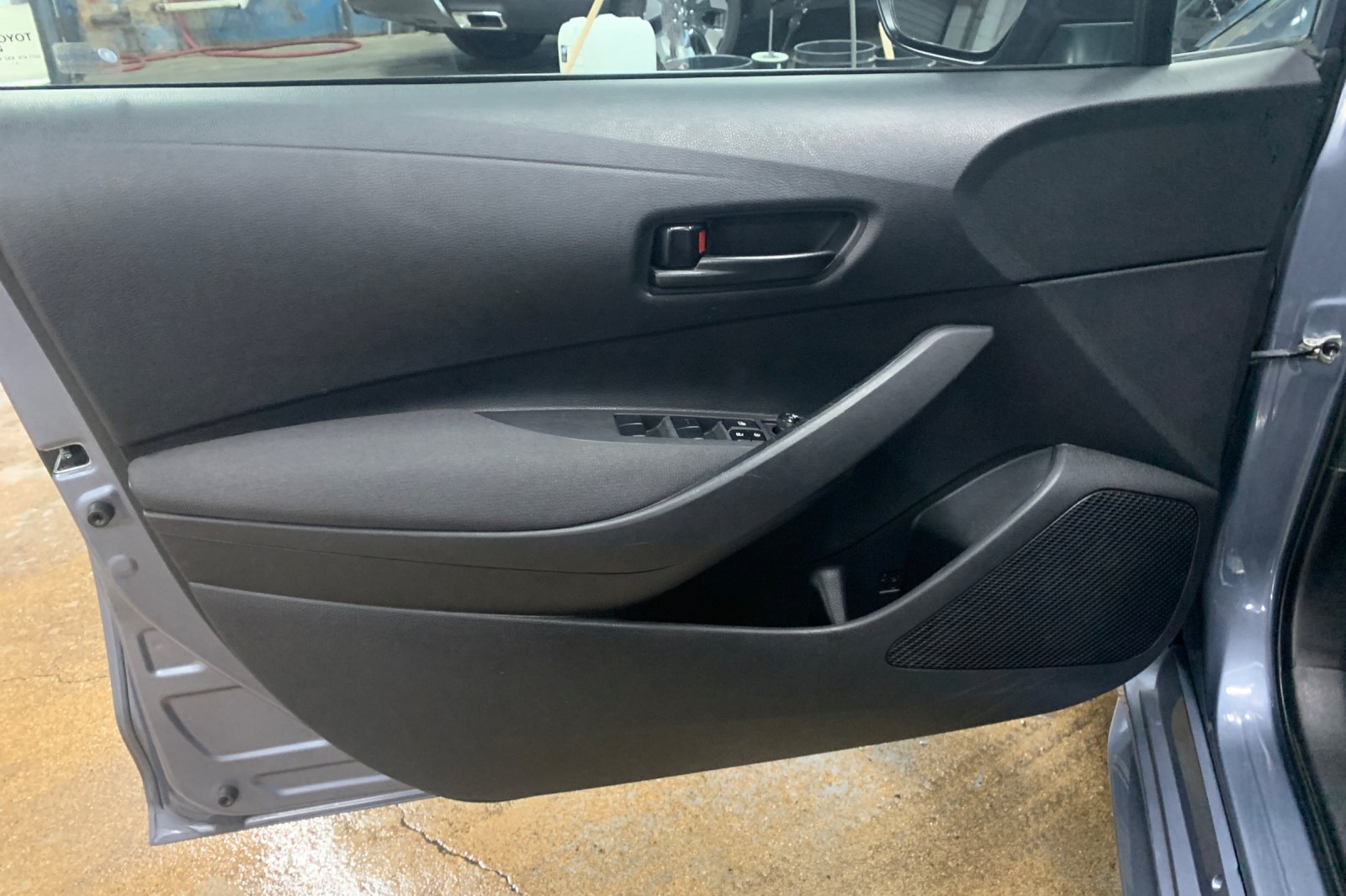 Used 2024  Toyota LE image 11