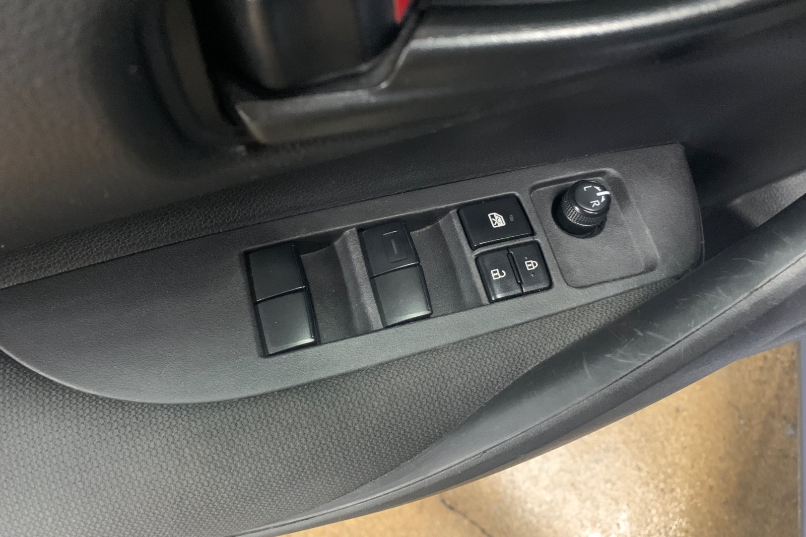 Used 2024  Toyota LE image 12