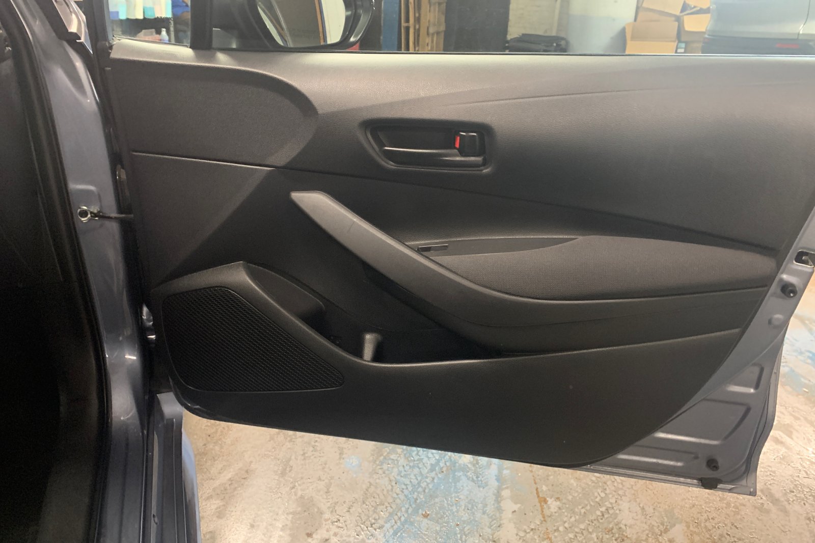Used 2024  Toyota LE image 19