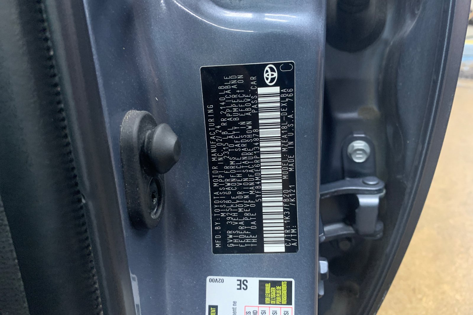Used 2024  Toyota LE image 33