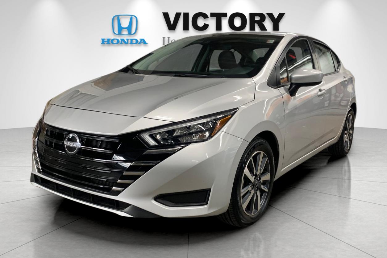 Used 2025 Silver Nissan 1.6 SV image 7