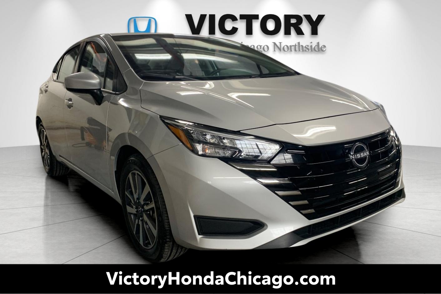 2025 Nissan Versa 1.6 SV CVT's photo