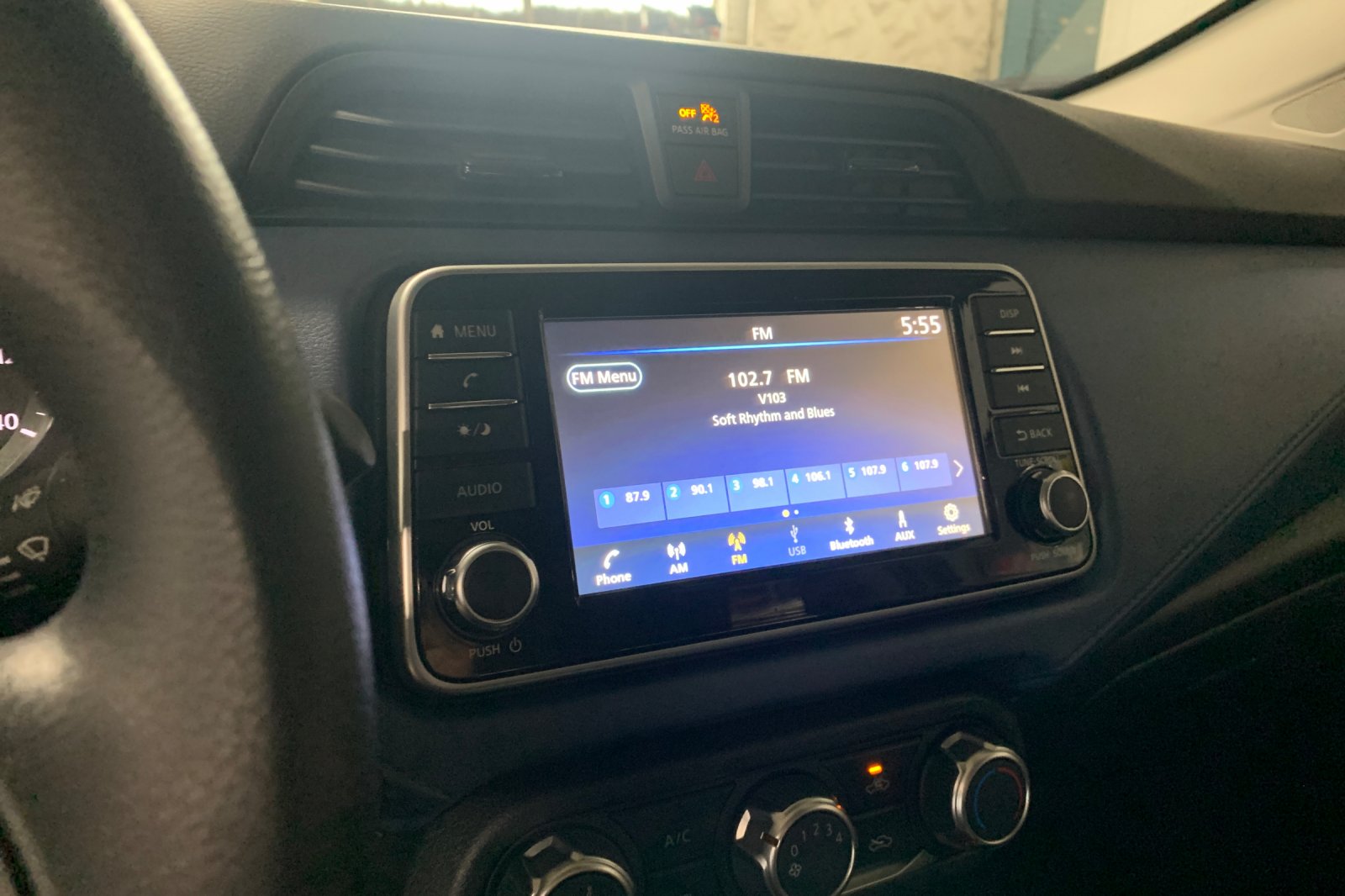 Used 2025 Silver Nissan 1.6 SV image 20