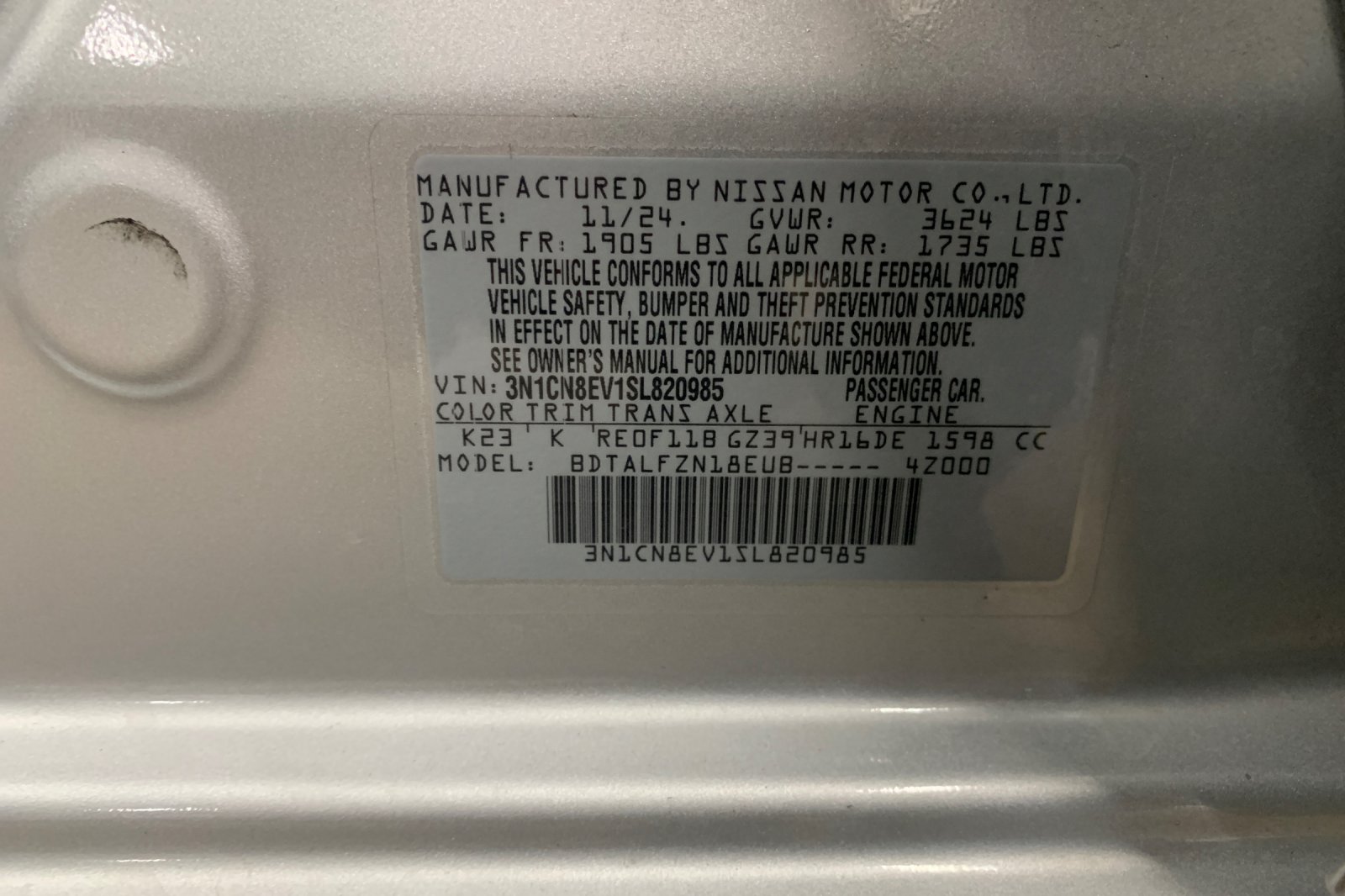 Used 2025 Silver Nissan 1.6 SV image 34