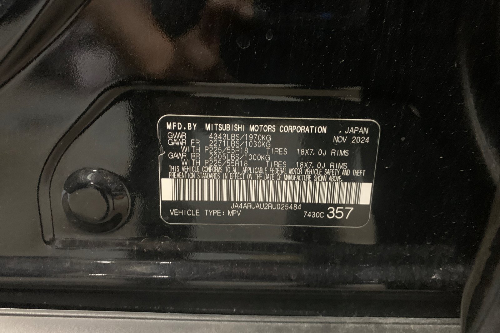 Used 2024  Mitsubishi 2.0 ES image 34