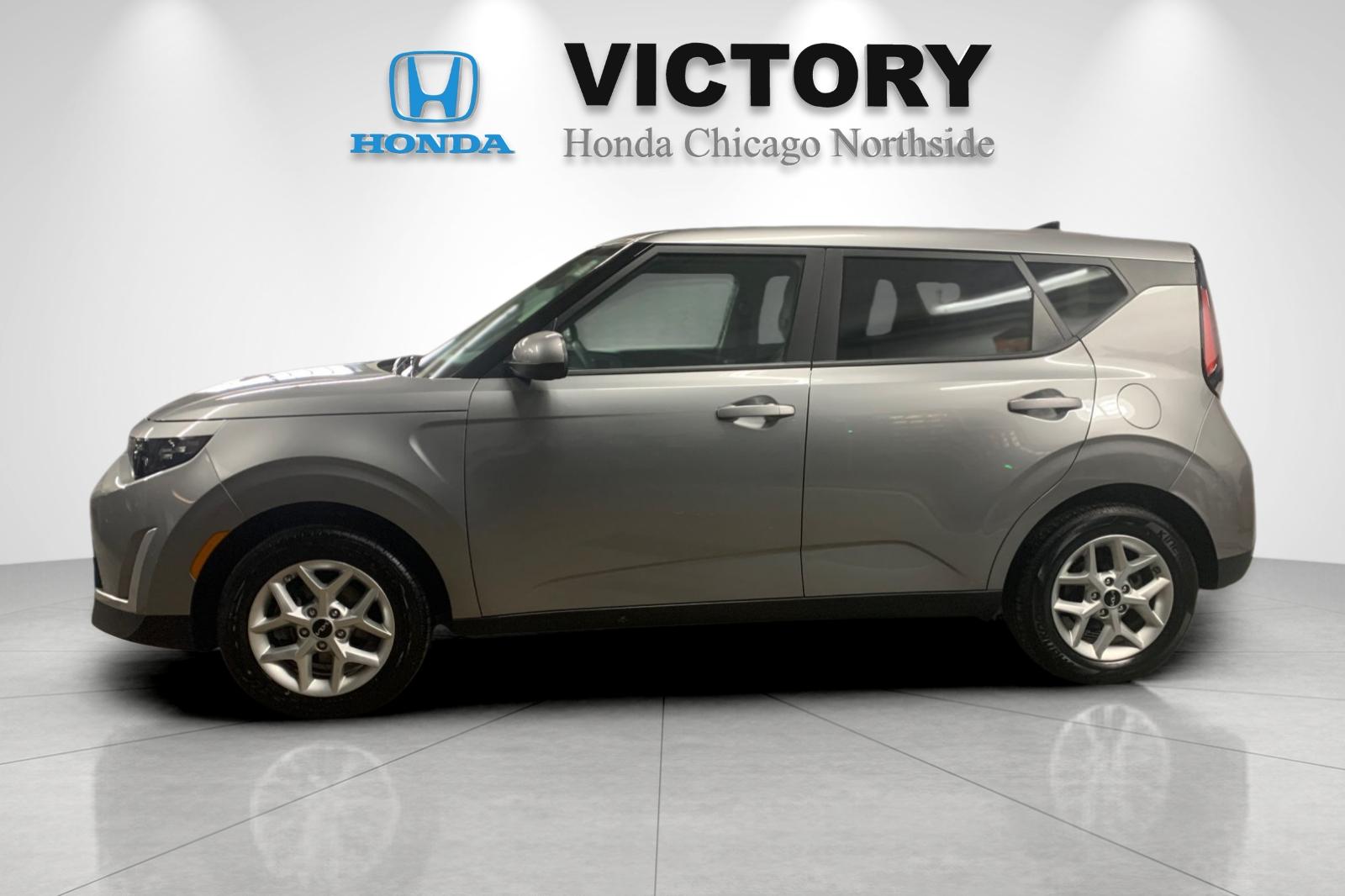 Used 2025 Gray Kia LX image 6