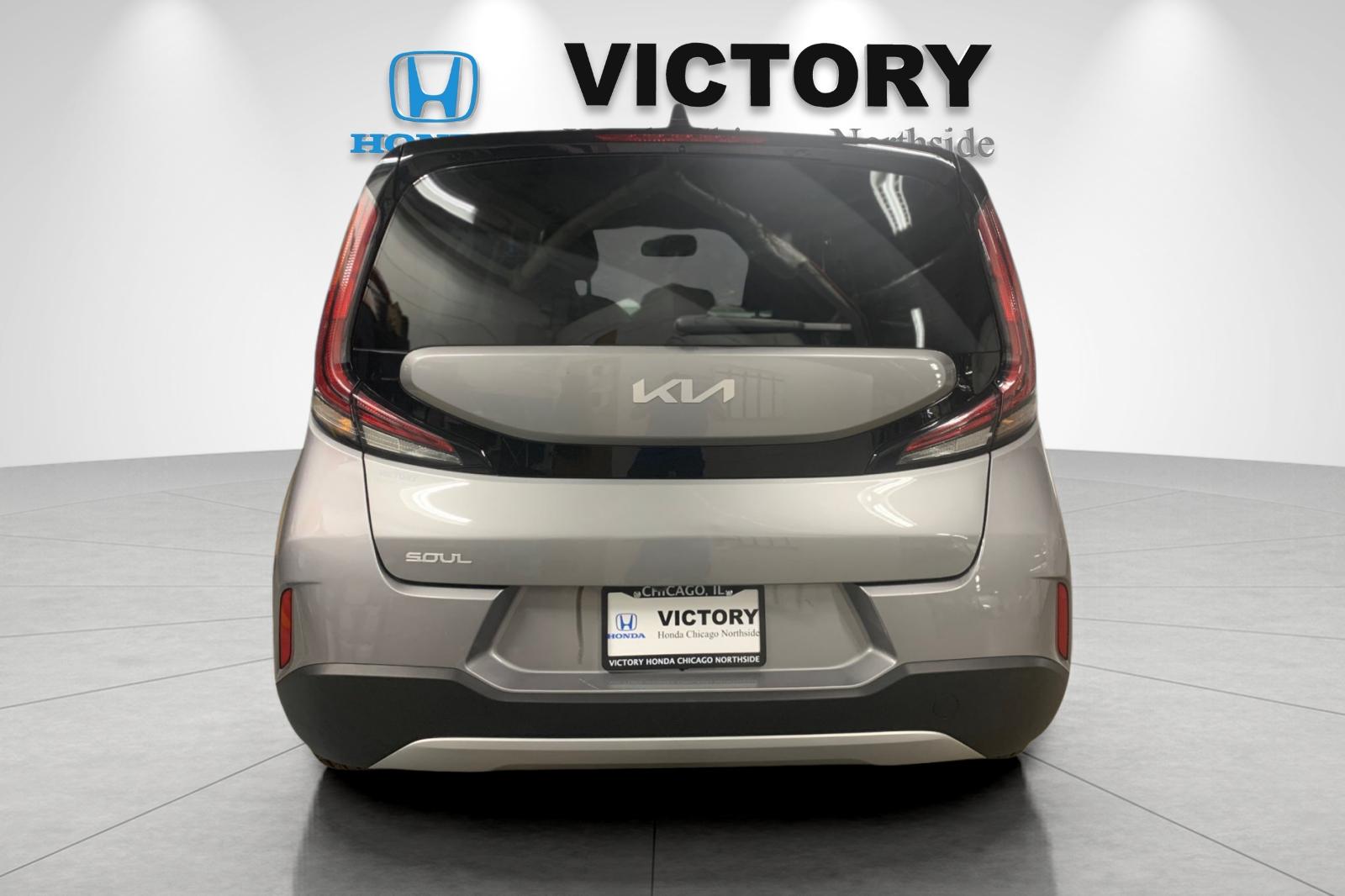 Used 2025 Gray Kia LX image 5