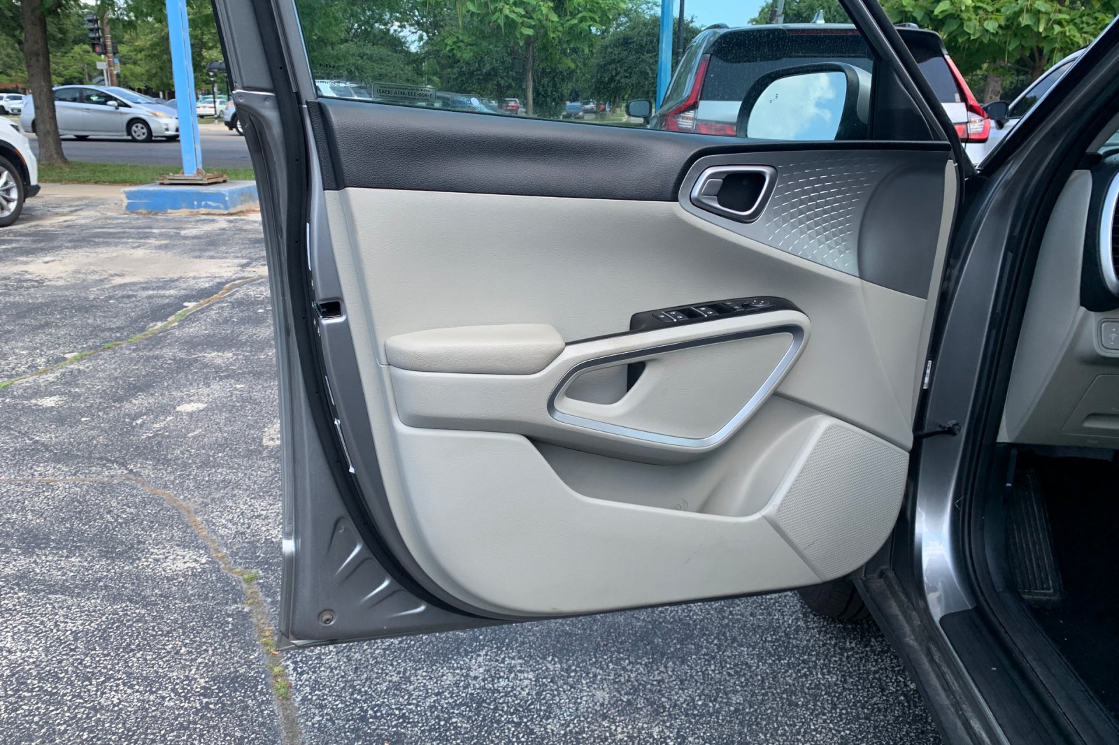 Used 2025 Gray Kia LX image 11