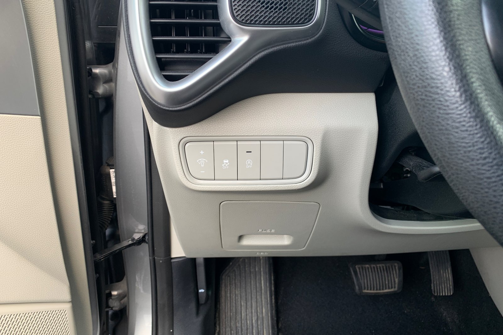 Used 2025 Gray Kia LX image 31