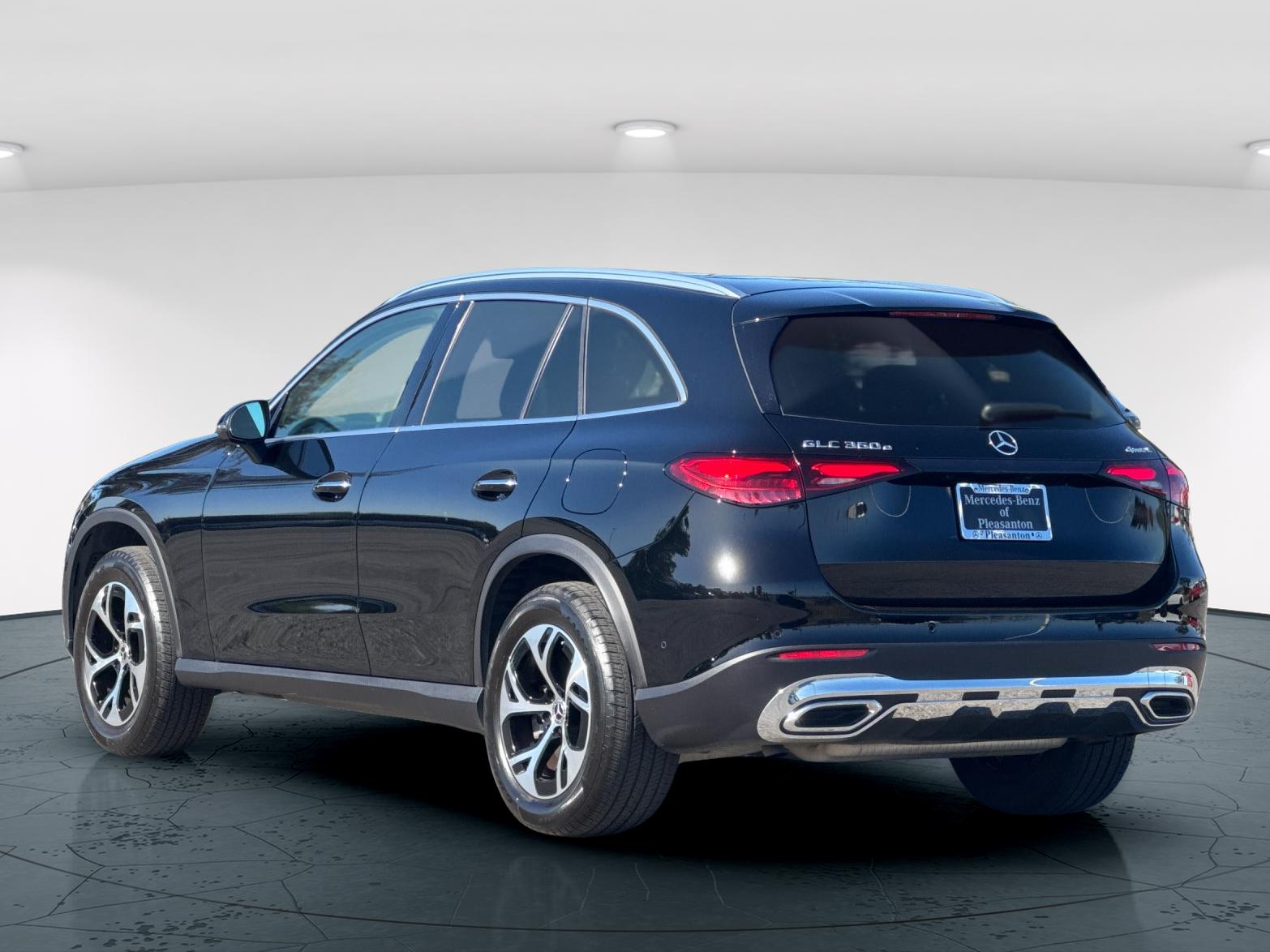 Certified Used 2025 Black Mercedes-Benz GLC 350e 4D Sport Utility 4MATIC® image 5