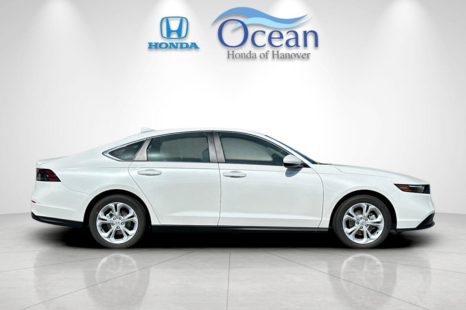 New 2026 Platinum White Pearl Honda LX image 6