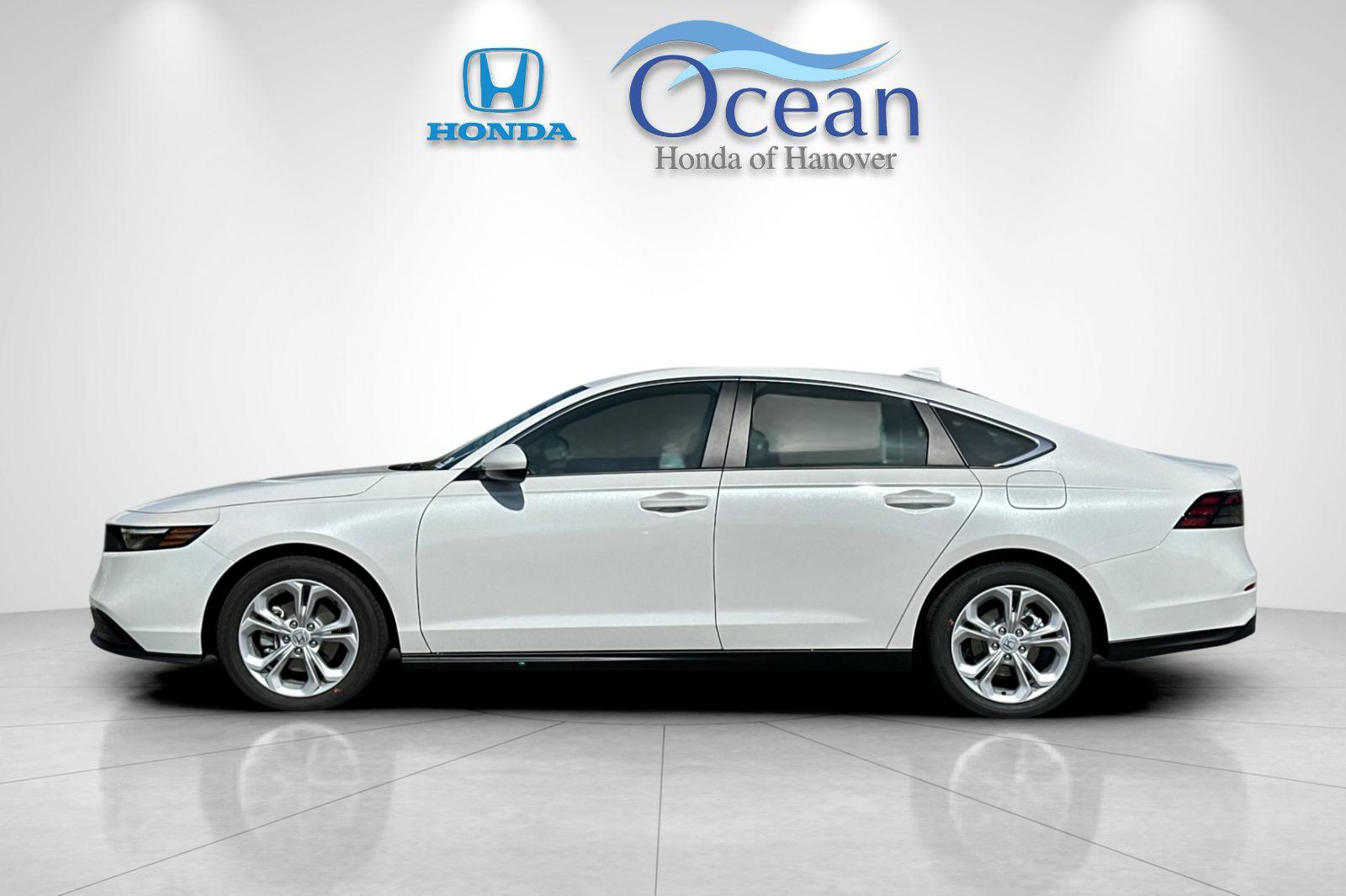 New 2026 Platinum White Pearl Honda LX image 2