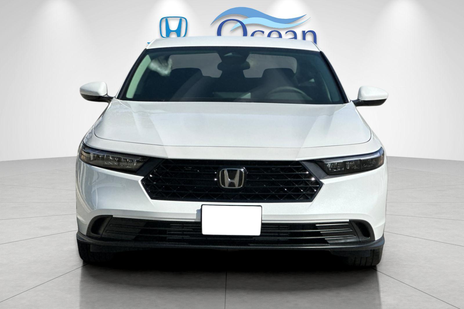 New 2026 Platinum White Pearl Honda LX image 8