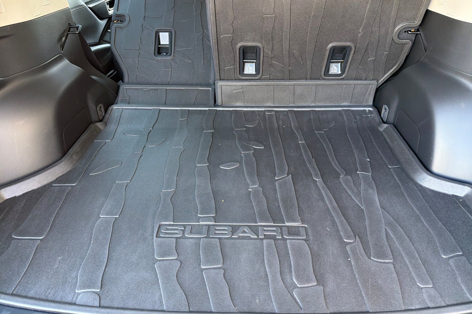 Used 2020 Gray Subaru Premium image 15