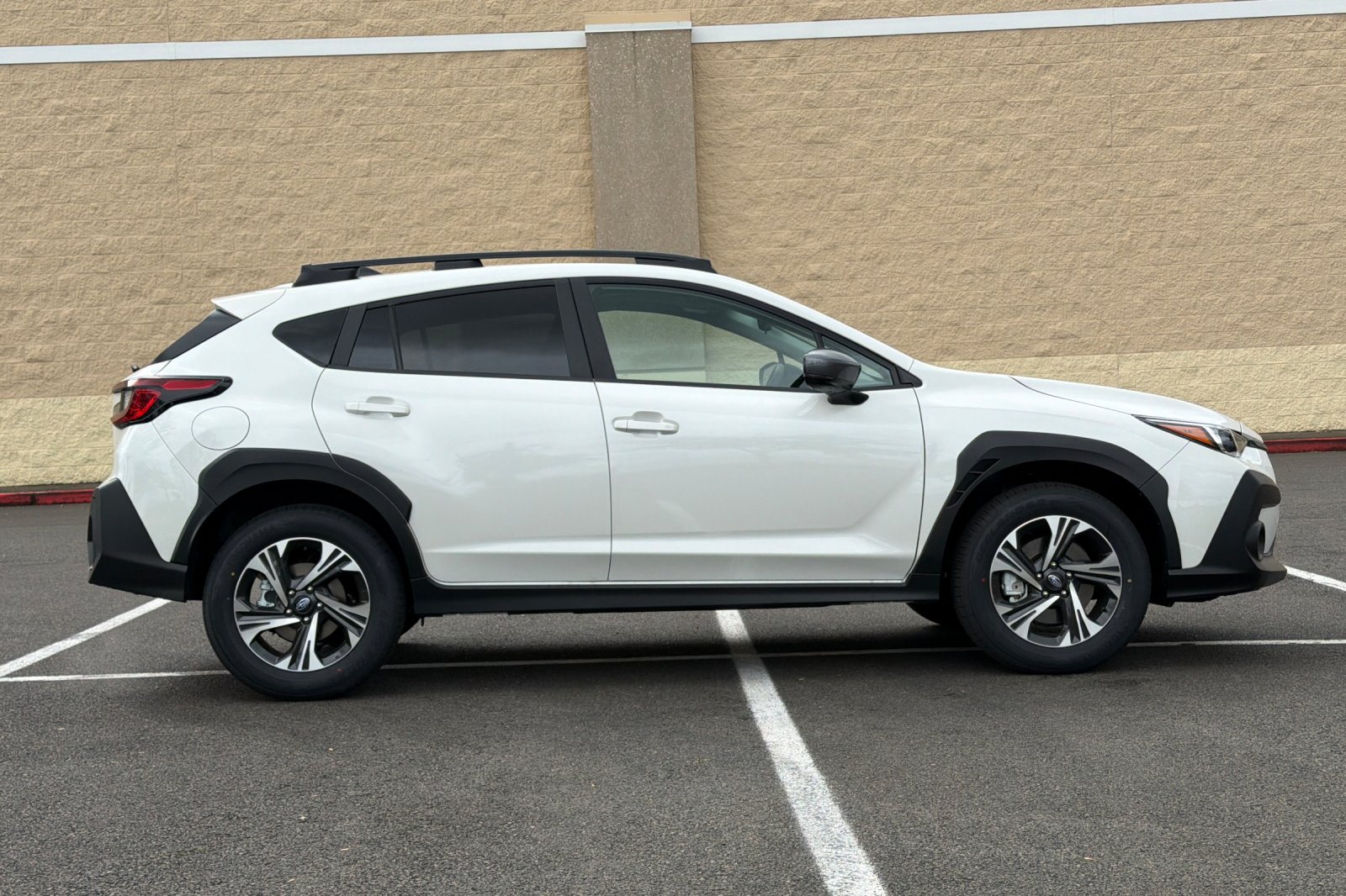 New 2026 CRYSTAL WHITE PEARL Subaru Premium image 3