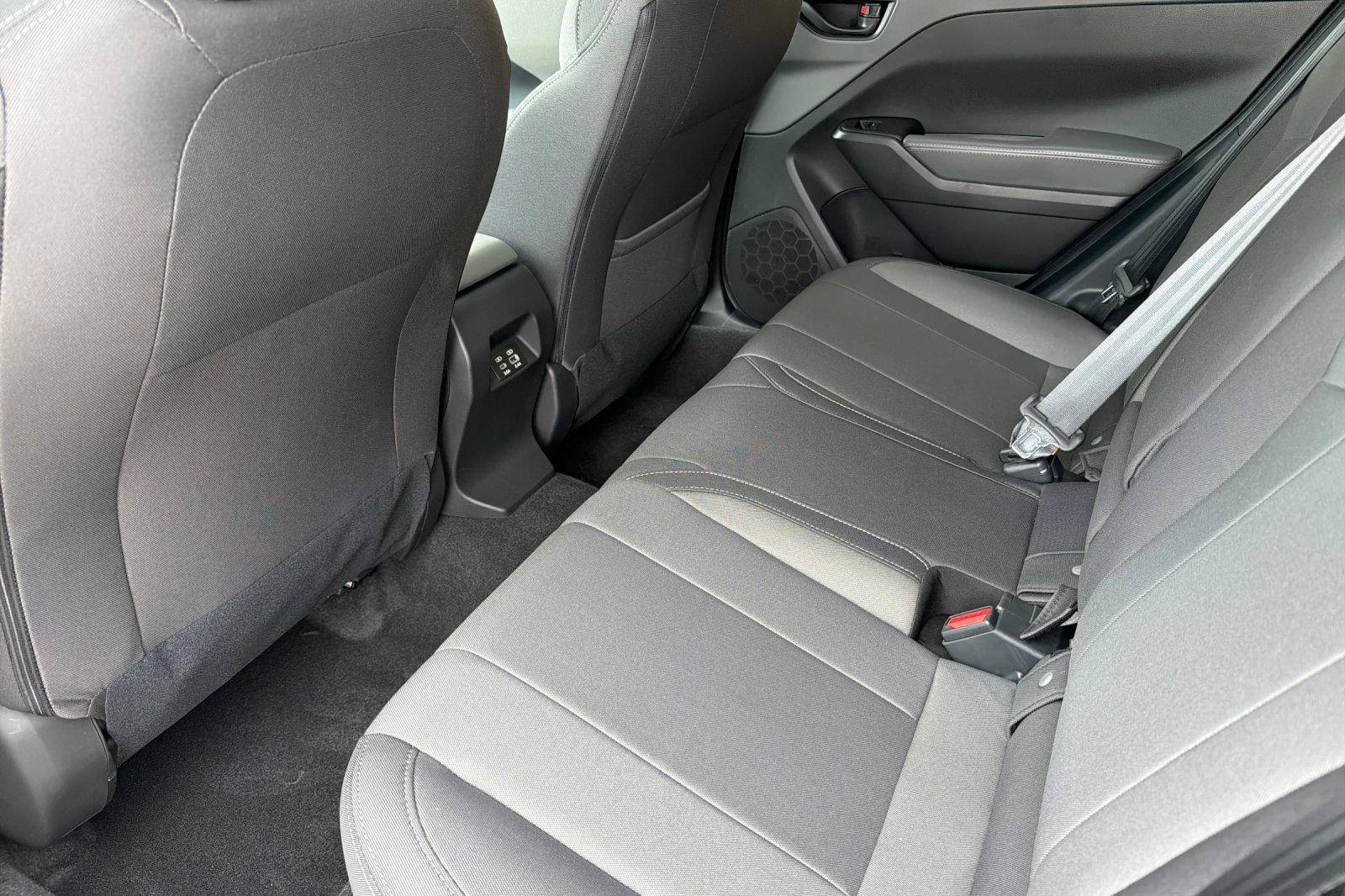 New 2026 CRYSTAL WHITE PEARL Subaru Premium image 12
