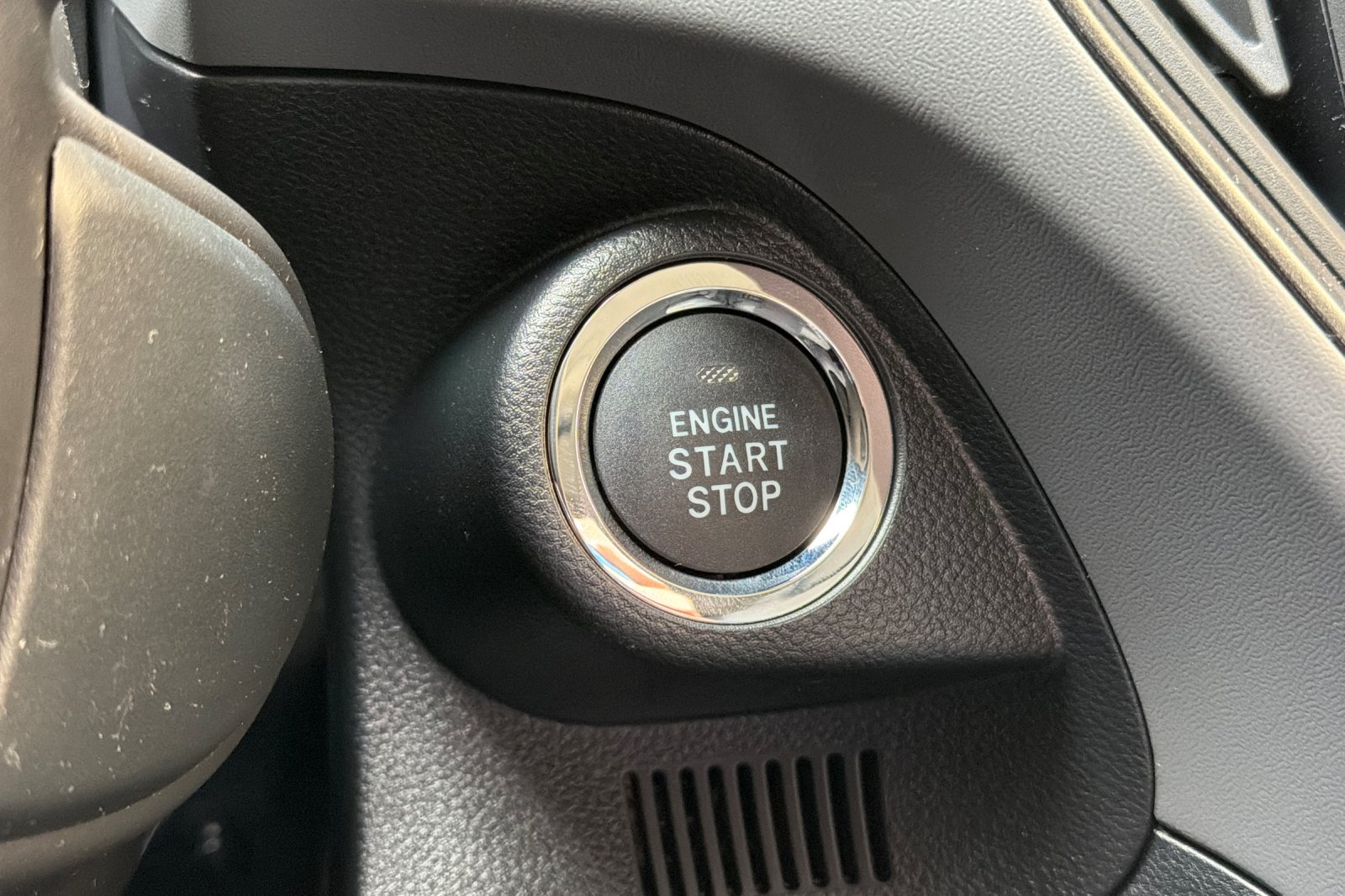 New 2026 CRYSTAL WHITE PEARL Subaru Premium image 22
