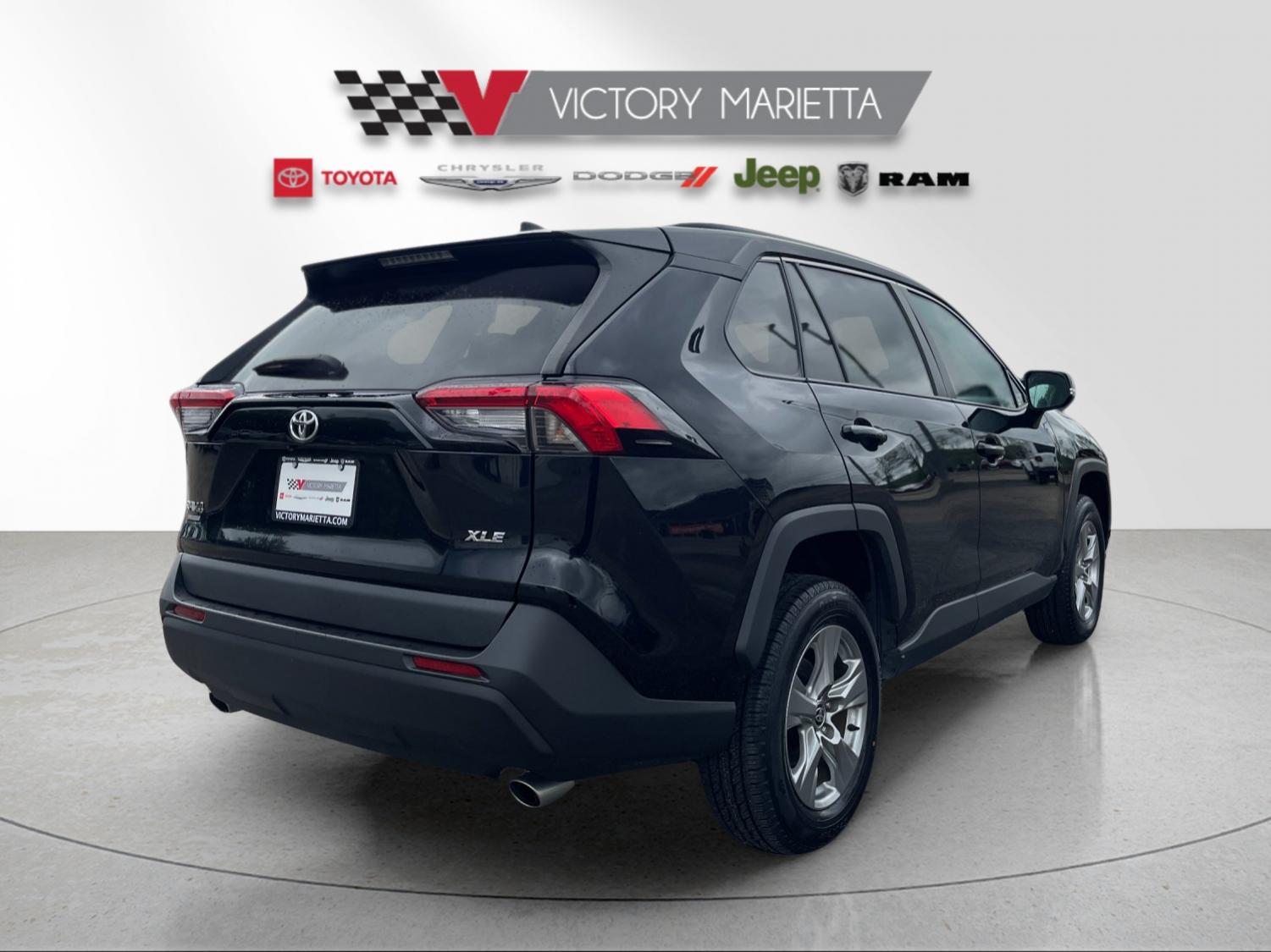 Used 2024 Midnight Black Metallic Toyota XLE image 5