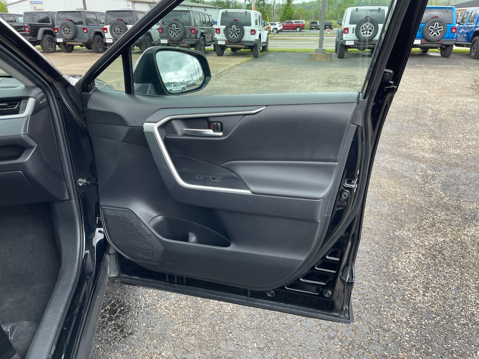 Used 2024 Midnight Black Metallic Toyota XLE image 19