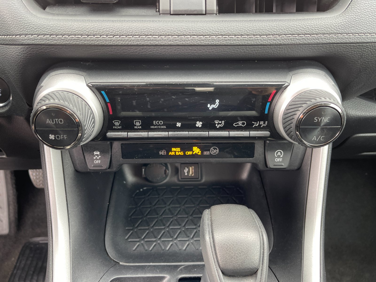 Used 2024 Midnight Black Metallic Toyota XLE image 23