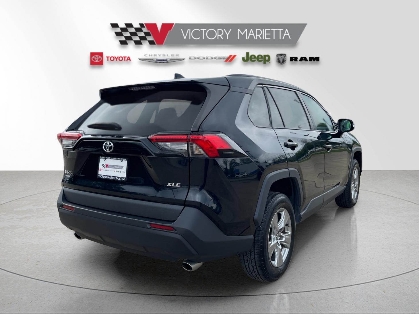 Used 2024 Midnight Black Metallic Toyota XLE image 5