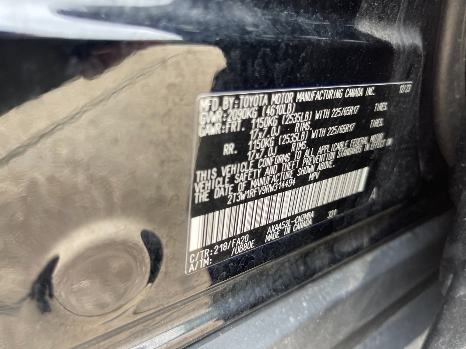 Used 2024 Midnight Black Metallic Toyota XLE image 33