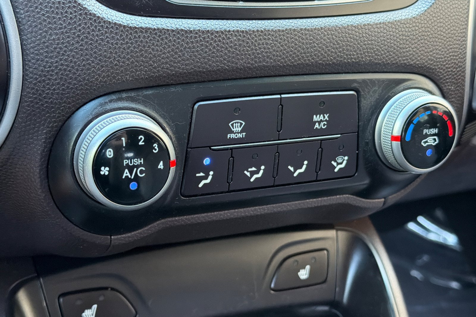 2011 Hyundai Tucson GLS - Photo 16